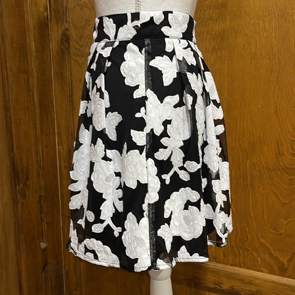 ANGL Skirt with Faux Leather Floral Appliqué - EUC - Picture 2 of 6